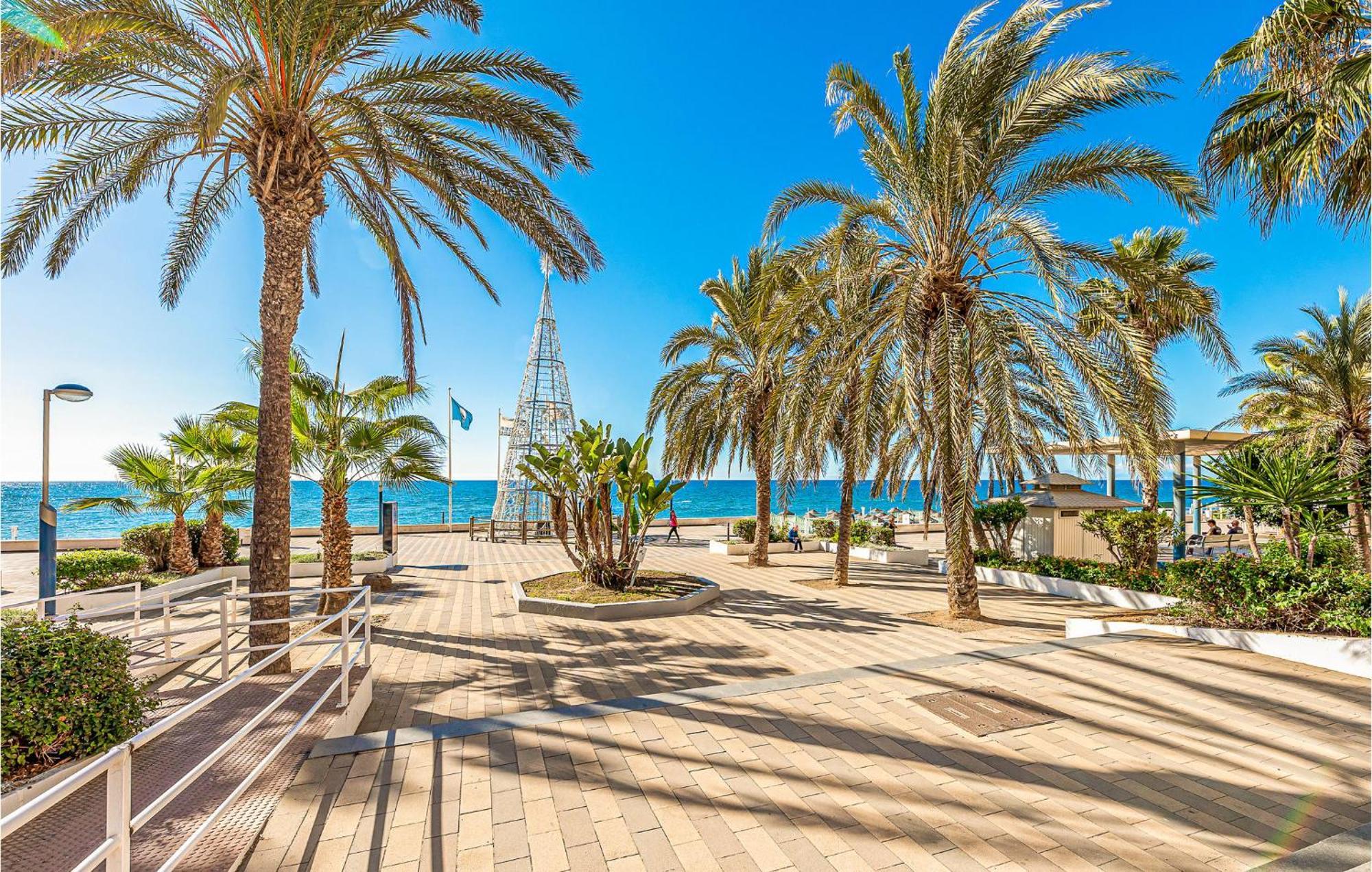 Gorgeous Apartment In Torrox With Wifi Екстер'єр фото